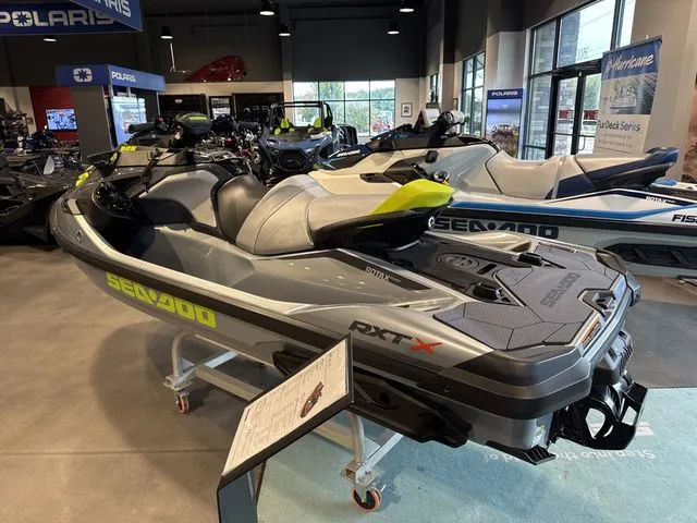 Slide: The Image of Sea-Doo RXT-X 325 WITH SOUND SYSTEM 2025 - 4