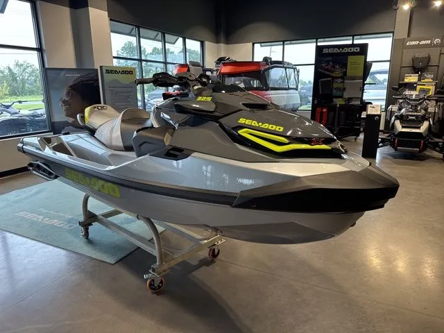 Slide: The Image of Sea-Doo RXT-X 325 WITH SOUND SYSTEM 2025 - 8