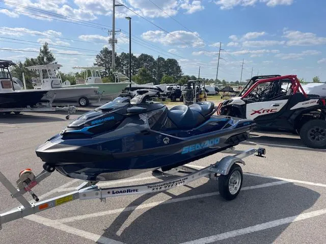 Slide: The Image of Sea-Doo GTX 2025 - 5