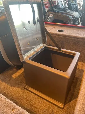 Slide: The Image of Tracker Panfish 17 2025 - 10