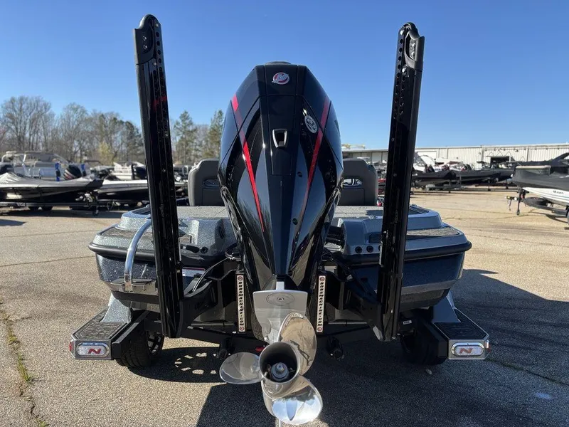 Slide: The Image of 2025 Nitro Z20 XL Pro boat, rear view with powerful engine and sleek design. - 4