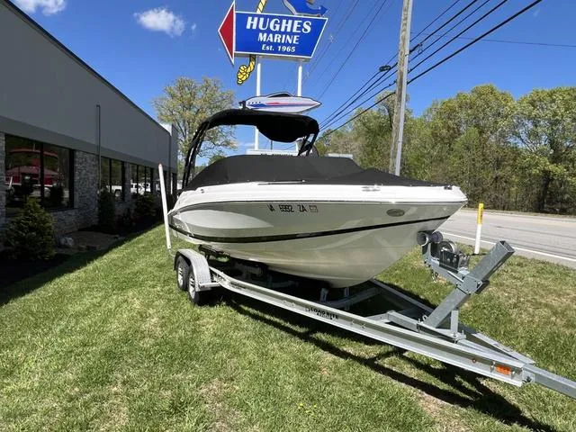 Slide: The Image of Top view of 2020 Regal 21 OBX boat with spacious seating and sleek design. - 16