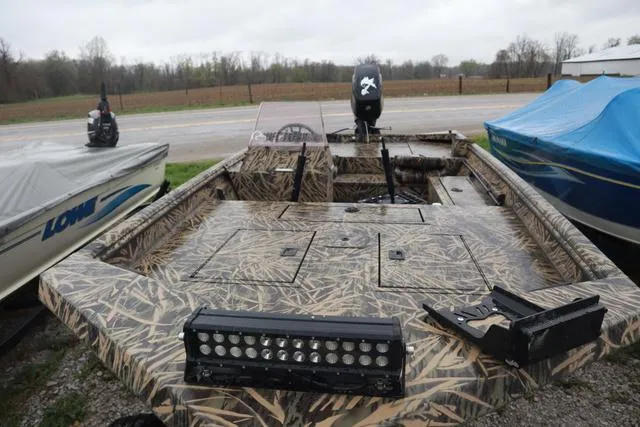 Slide: The Image of Lowe 1760 Side Console 2021 - 3