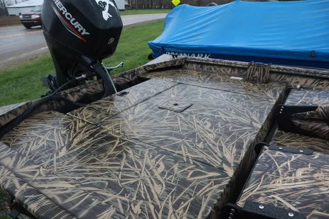 Slide: The Image of Lowe 1760 Side Console 2021 - 5