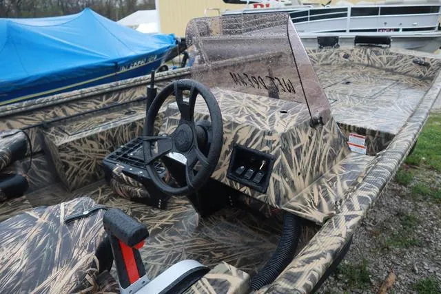 Slide: The Image of Lowe 1760 Side Console 2021 - 7