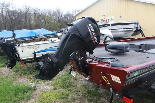 Slide: The Image of Lowe Stinger 175C 2020 - 4