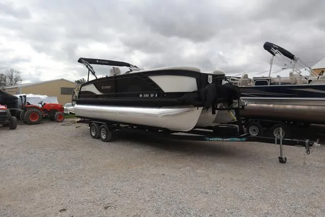 Slide: The Image of Godfrey Monaco 235 SFL 2021 - 2