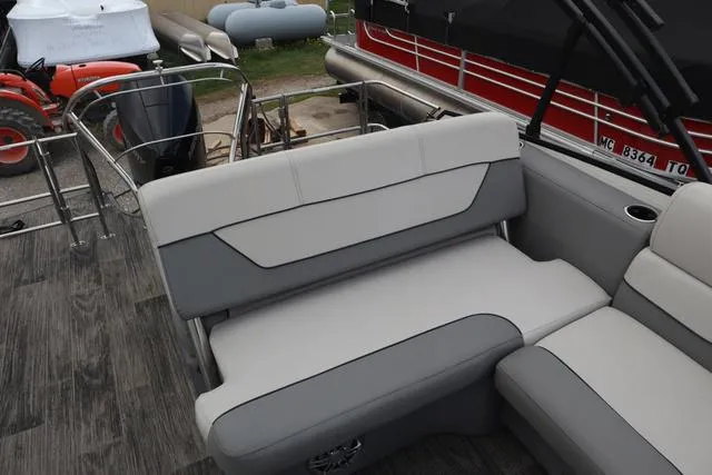 Slide: The Image of Godfrey Monaco 235 SFL 2021 - 9