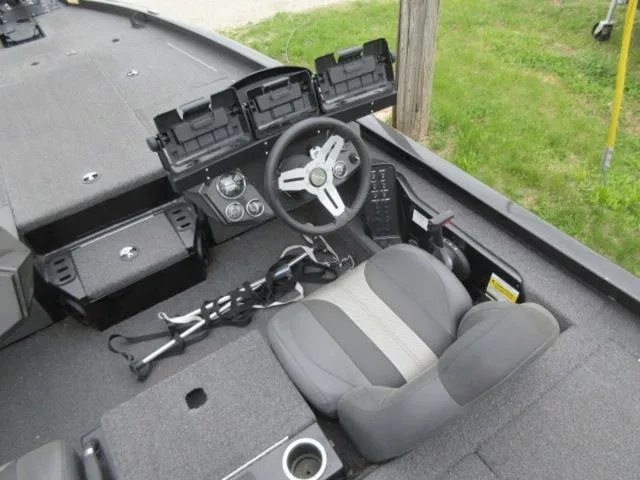 Slide: The Image of 2020 Vexus AVX1980 boat interior with steering wheel and seating. - 30