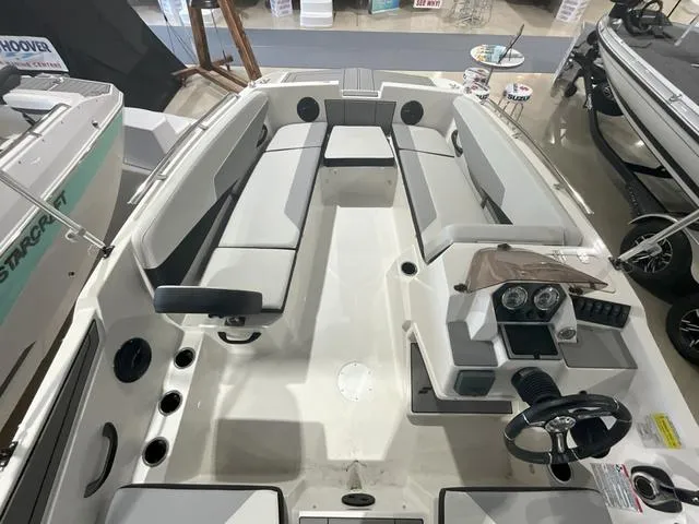 Slide: The Image of Starcraft SVX161 2025 - 10