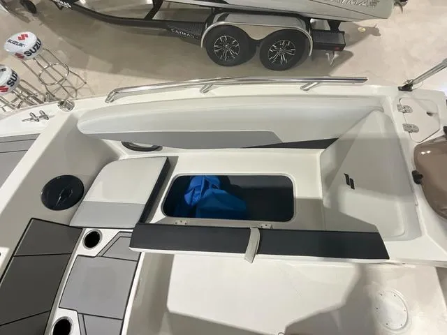 Slide: The Image of Starcraft SVX161 2025 - 11