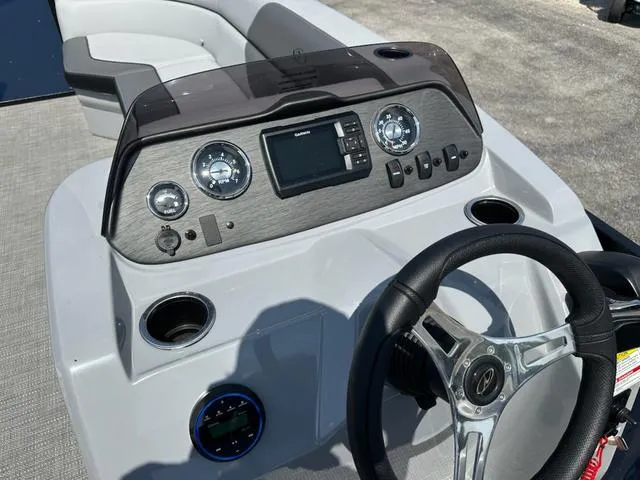 Slide: The Image of Veranda Vista View RC 22RC 2025 - 6