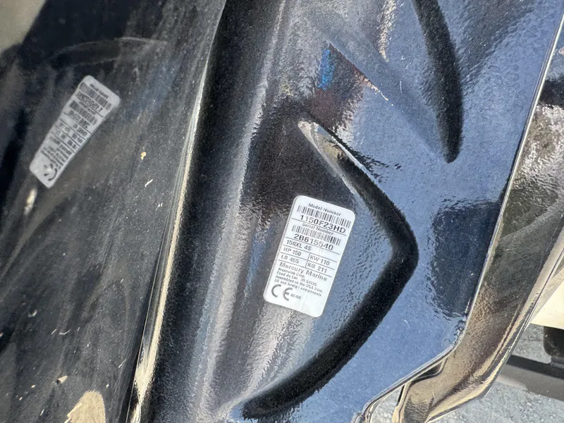 Slide: The Image of Tahoe 550 TF 2019 - 35