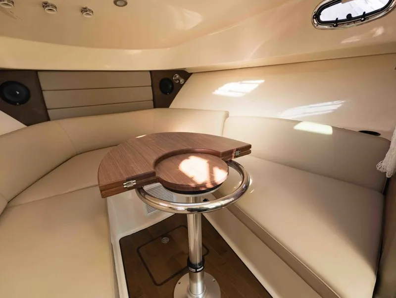 Slide: The Image of Boston Whaler 315 Conquest 2017 - 16