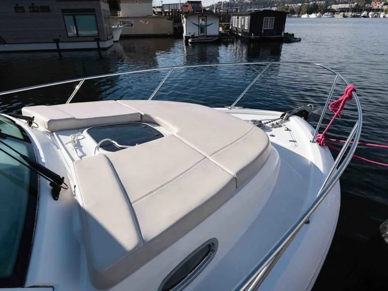 Slide: The Image of Boston Whaler 315 Conquest 2017 - 23