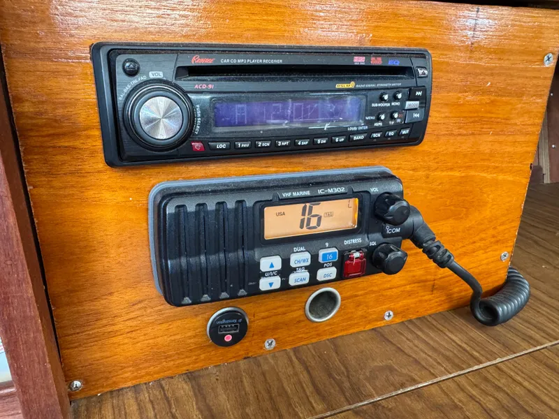 Slide: The Image of 1979 Irwin Citation 39 radio and communication panel with wood finish. - 25