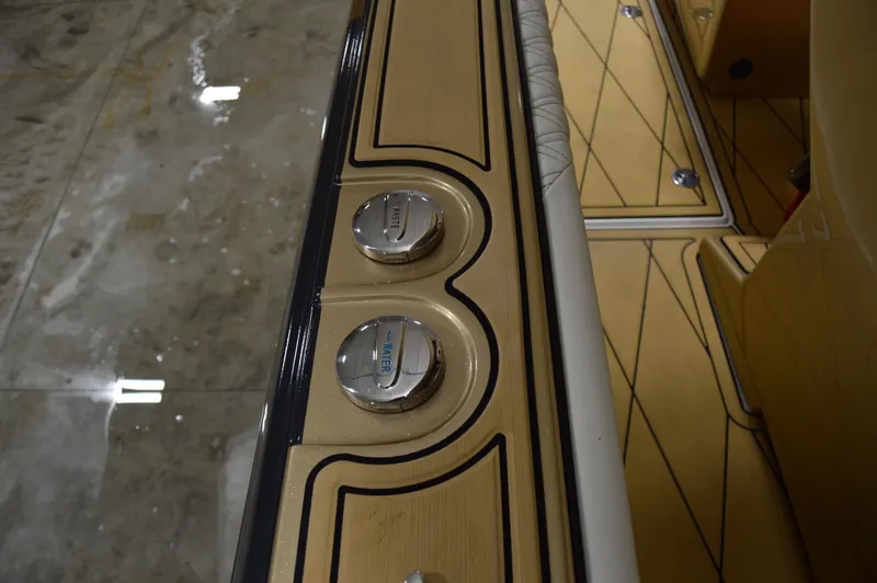 Slide: The Image of Statement 380 Open 2017 - 102