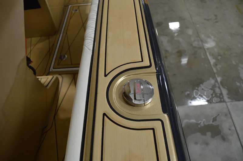 Slide: The Image of Statement 380 Open 2017 - 106