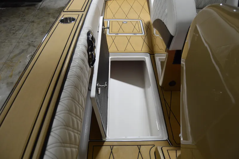 Slide: The Image of Statement 380 Open 2017 - 113