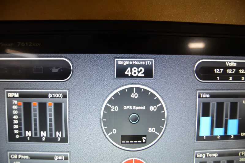 Slide: The Image of Dashboard of 2017 Statement 380 Open showing 482 engine hours and various gauges. - 48