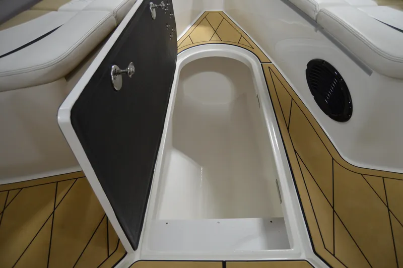 Slide: The Image of Statement 380 Open 2017 - 62