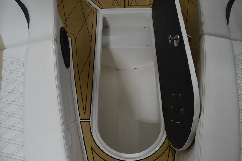 Slide: The Image of Statement 380 Open 2017 - 63