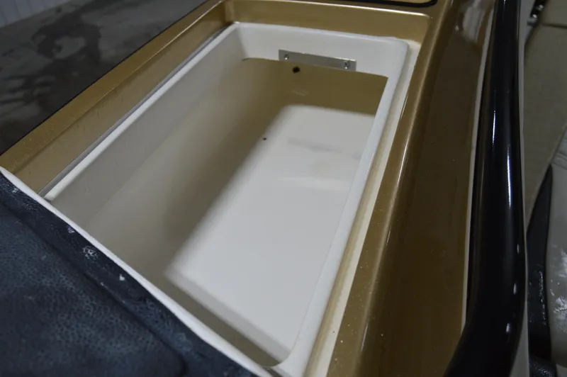 Slide: The Image of Statement 380 Open 2017 - 77