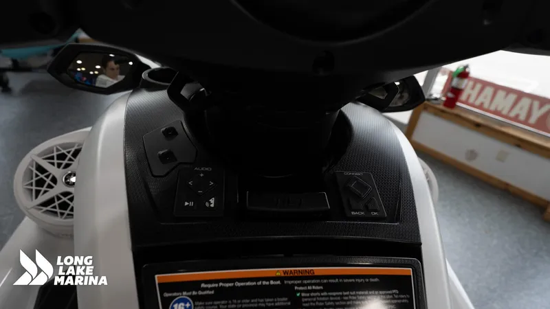 Slide: The Image of Yamaha FX Cruiser SVHO w/ Audio 2025 - 12