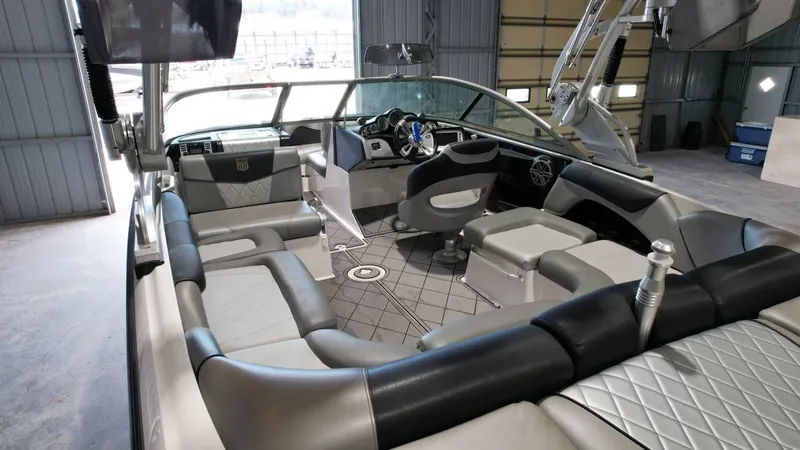 Slide: The Image of MasterCraft X-35 2013 - 20