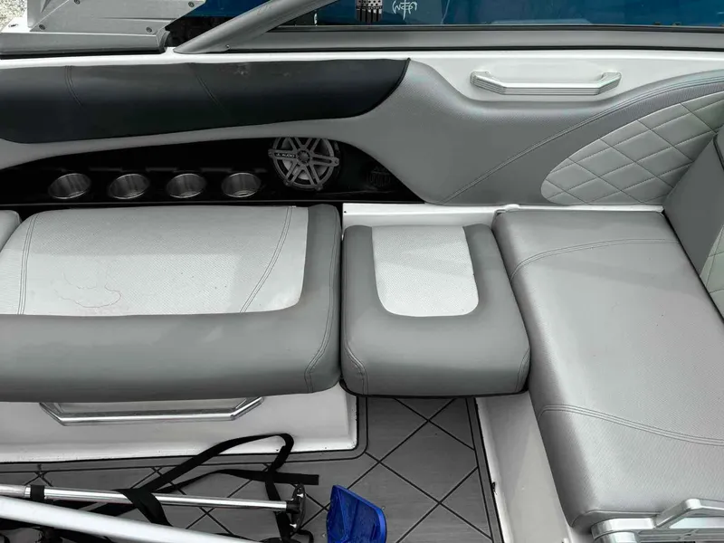 Slide: The Image of MasterCraft X-35 2013 - 9