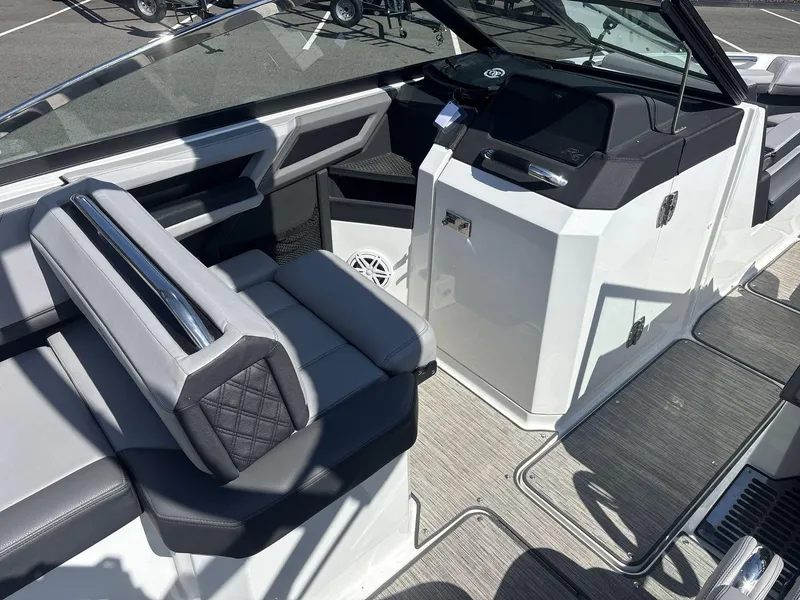 Slide: The Image of Cobalt R6 2021 - 11