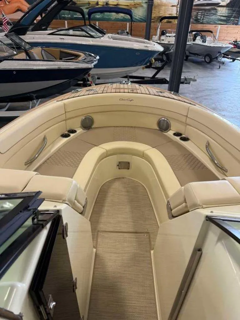 Slide: The Image of Chris-Craft Launch 28 GT 2025 - 4