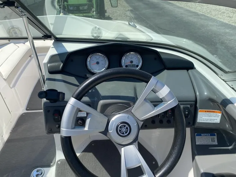 Slide: The Image of Yamaha AR190 2016 - 11