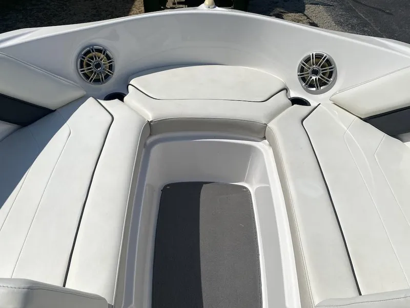 Slide: The Image of Yamaha AR190 2016 - 15