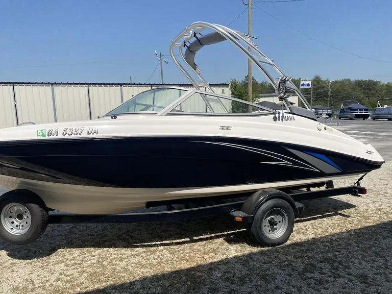 Slide: The Image of Yamaha AR190 2016 - 7