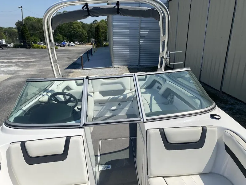 Slide: The Image of Yamaha AR190 2016 - 9