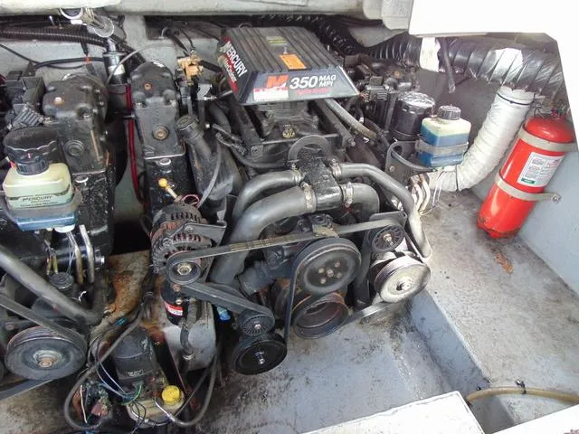 Slide: The Image of Engine compartment of 2001 Chaparral 280SSi with Mercury 350 MAG MPI engine. - 21