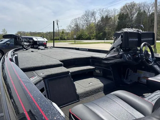 Slide: The Image of Skeeter FXR20 Limited Bass 2024 - 13