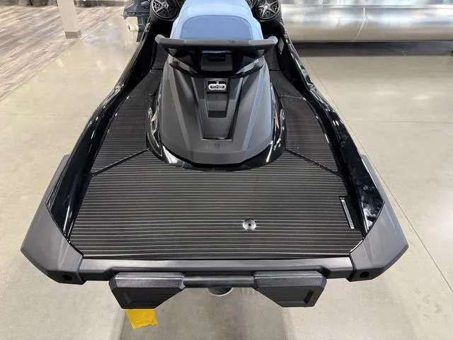 Slide: The Image of Yamaha VX Cruiser® with Audio 2025 - 12