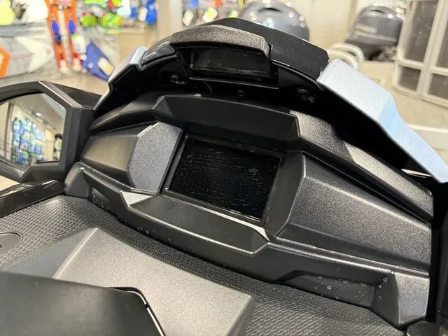 Slide: The Image of Yamaha VX Cruiser® with Audio 2025 - 22