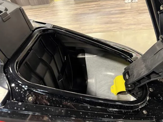 Slide: The Image of Yamaha VX Cruiser® with Audio 2025 - 27