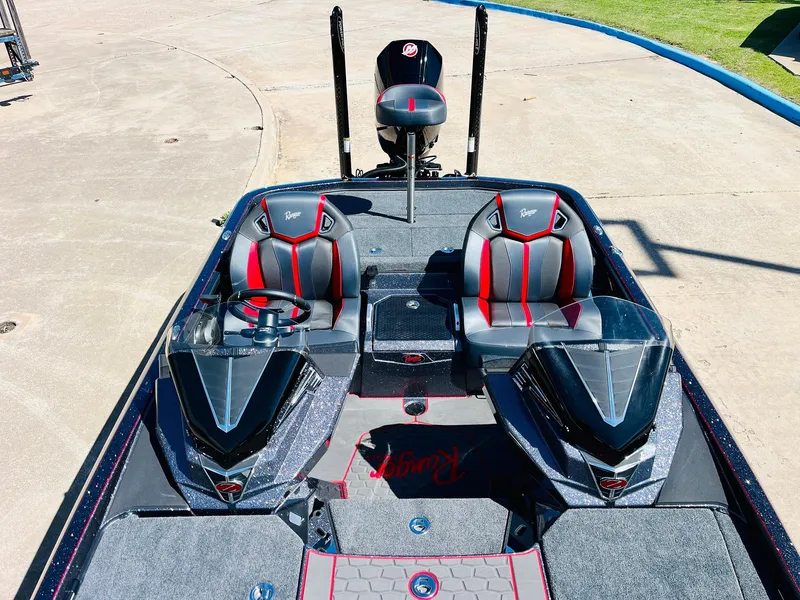 Slide: The Image of 2025 Ranger Z521R Cup-Equipped boat with sleek design and dual seating. - 28