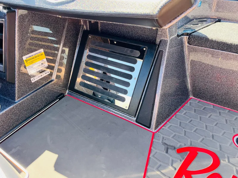 Slide: The Image of 2025 Ranger Z521R Cup-Equipped boat interior with sleek design and modern features. - 34