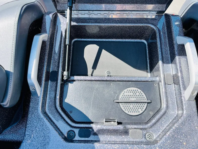 Slide: The Image of 2025 Ranger Z521R Cup-Equipped boat storage compartment with handles and hydraulic lift. - 44