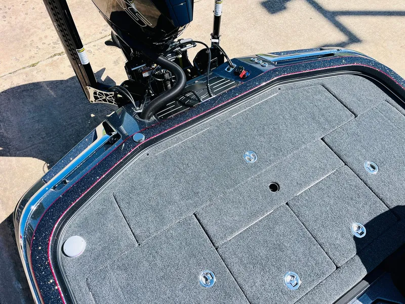 Slide: The Image of Ranger Z521R Cup-Equipped 2025 - 56