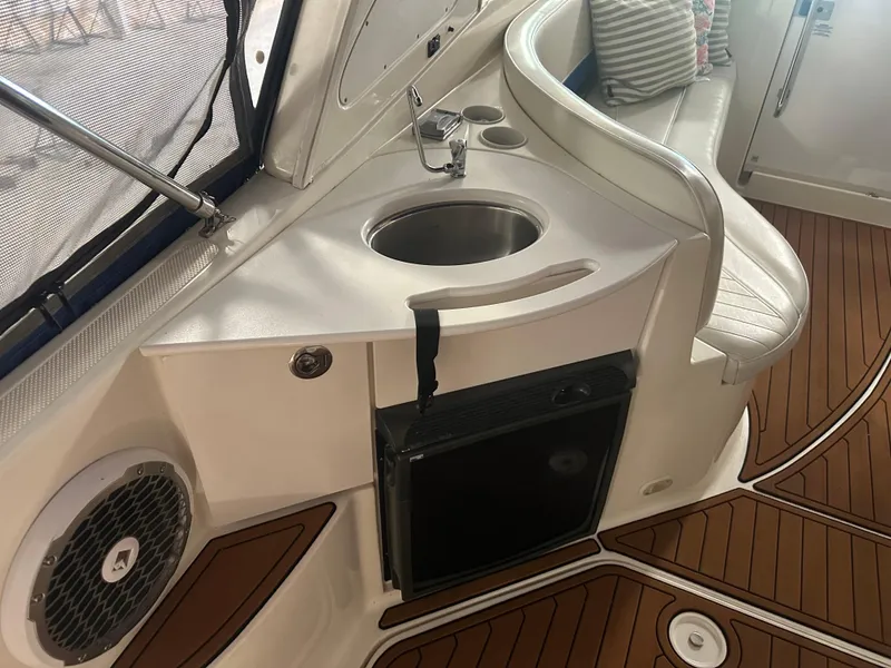 Slide: The Image of Bayliner 325SB 2007 - 16