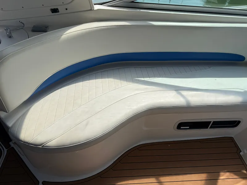 Slide: The Image of Bayliner 325SB 2007 - 20