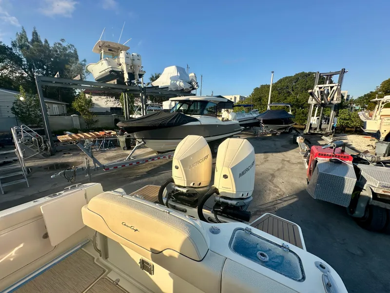 Slide: The Image of Chris-Craft Catalina 28 2025 - 17