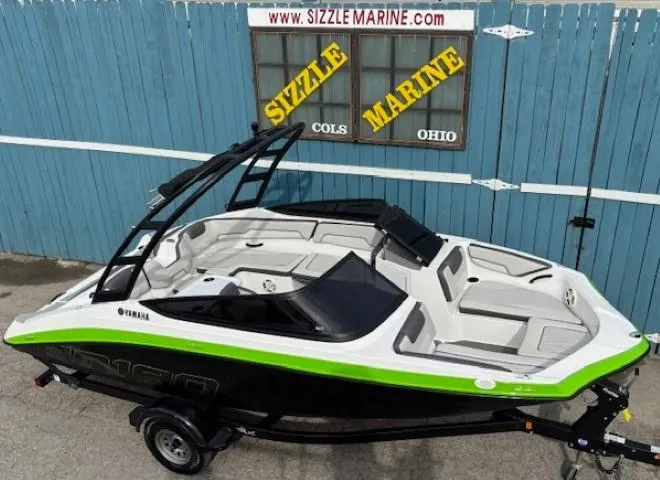 Slide: The Image of 2022 Yamaha AR190 boat with green accents at Sizzle Marine, Ohio. - 7