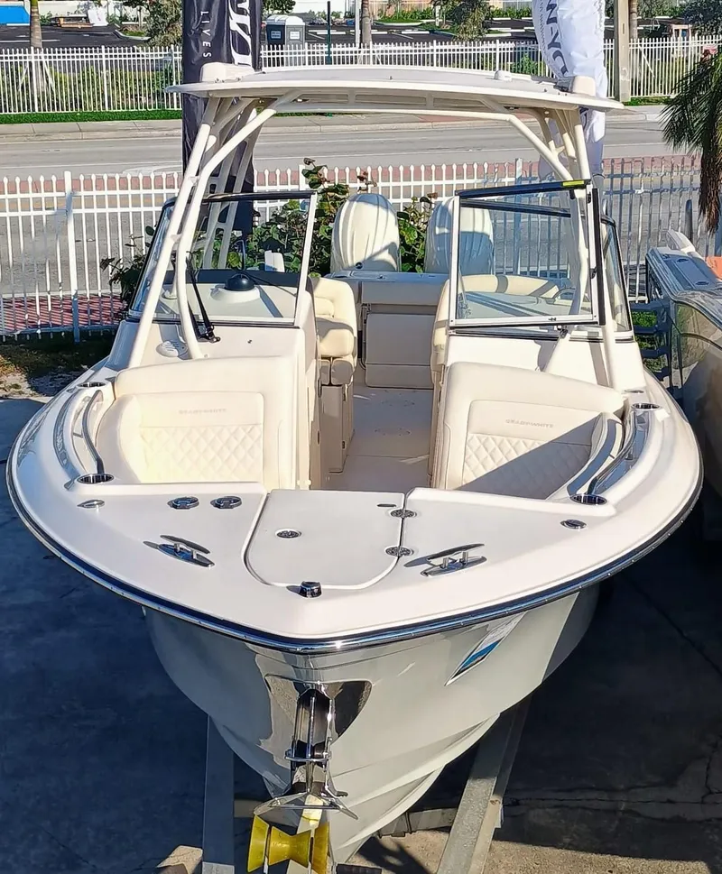 Slide: The Image of 2025 Grady-White Freedom 275 boat with sleek design and spacious seating. - 5